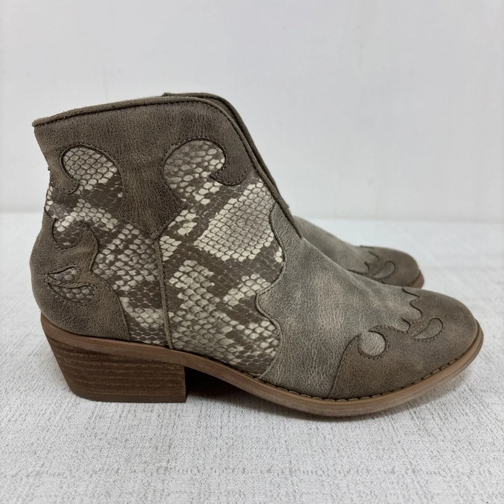 Very G Women's Snakeskin and Faux Leather Ankle Bootie Cowgirl Festival‎ Size 6